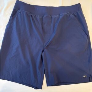 Men’s alo shorts